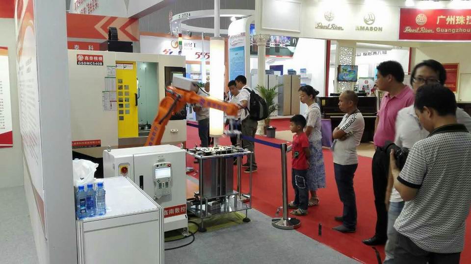 �{����С mmexport1440737361121.jpg